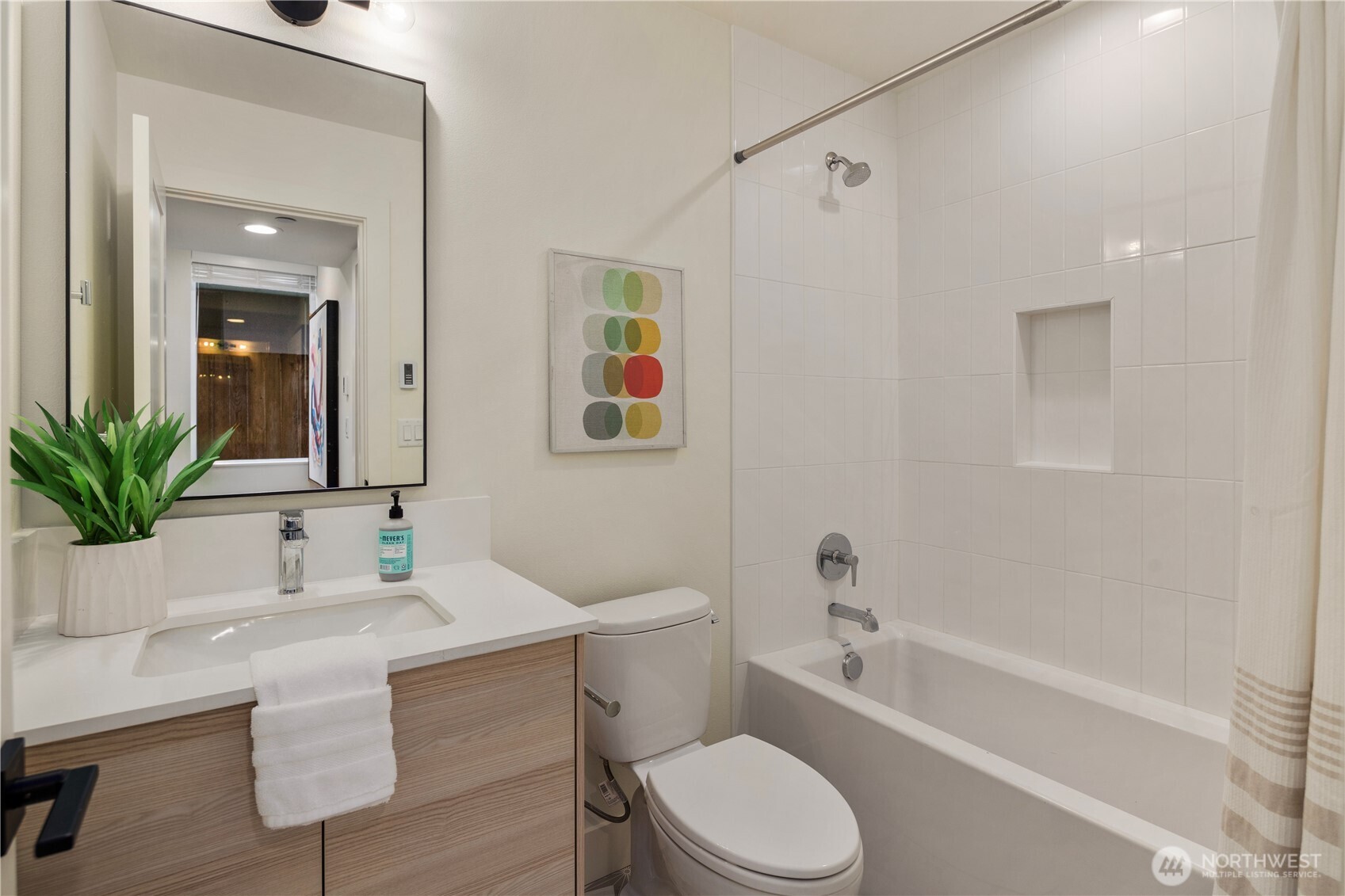 932 27th Avenue Unit: B