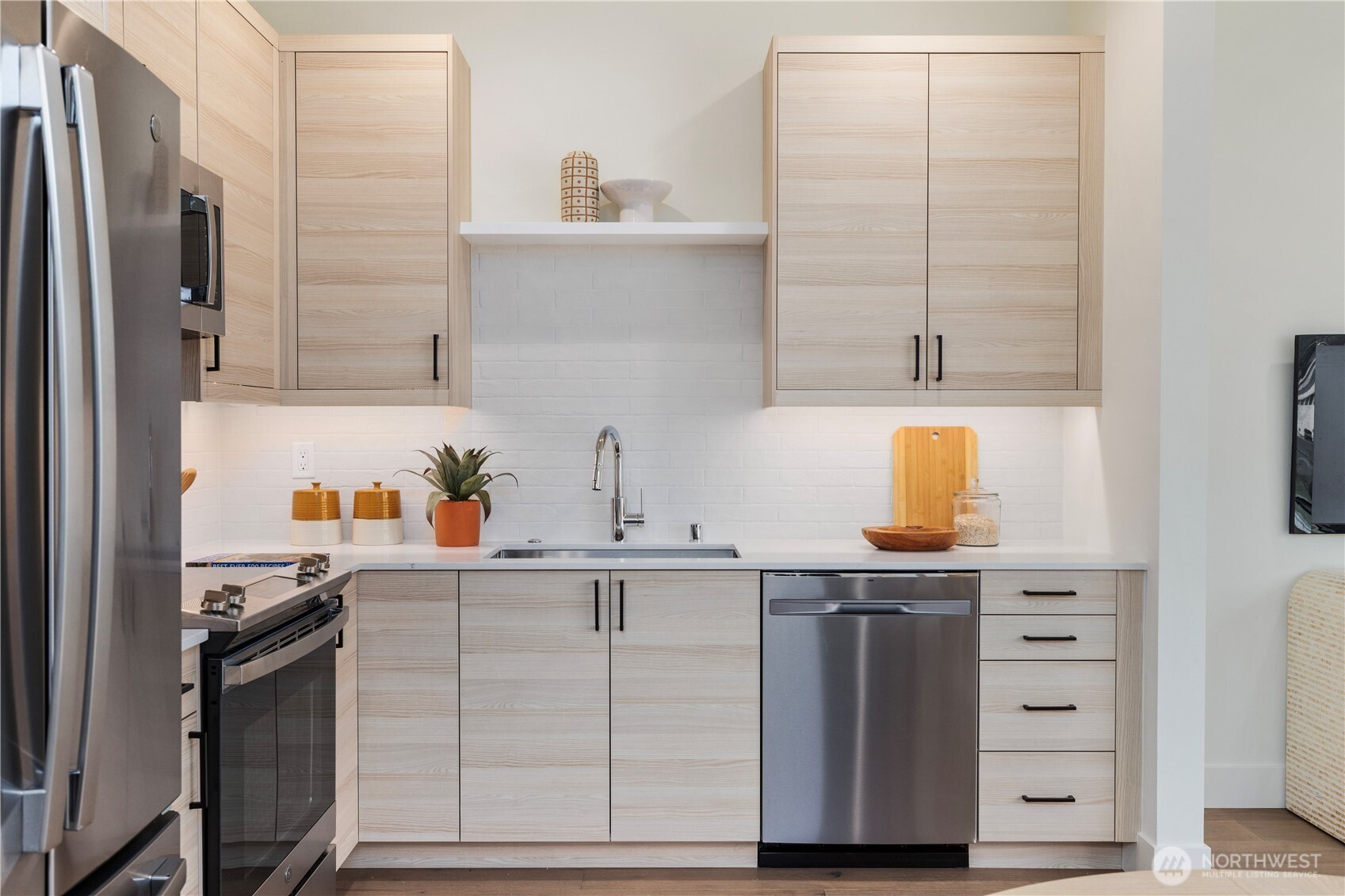 932 27th Avenue Unit: B