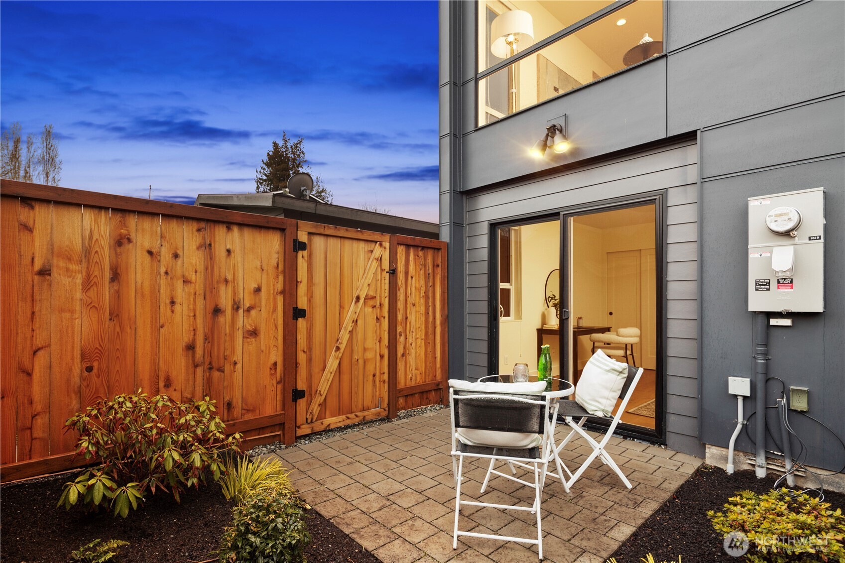 932 27th Avenue Unit: B