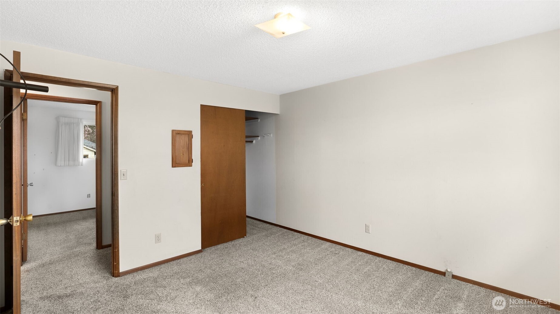 15824 13th Avenue SW