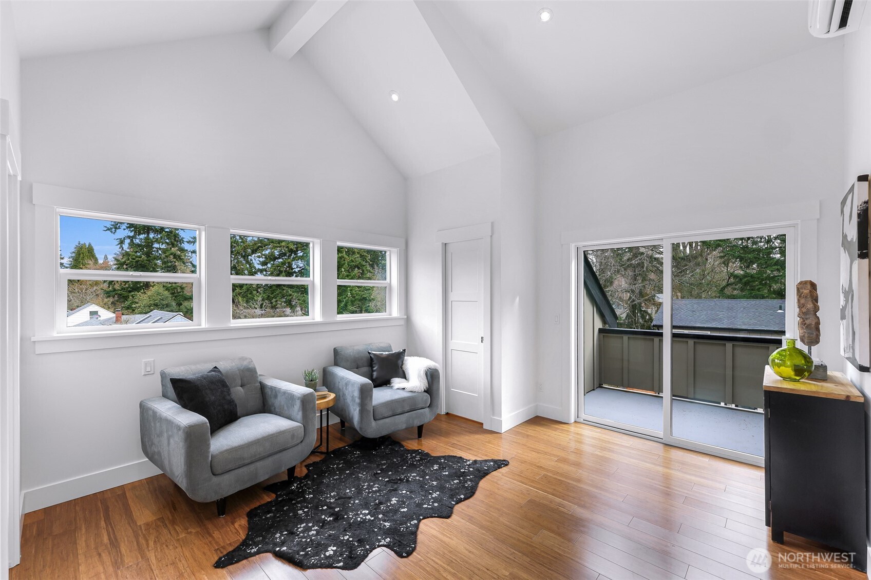 13726 Densmore Avenue N