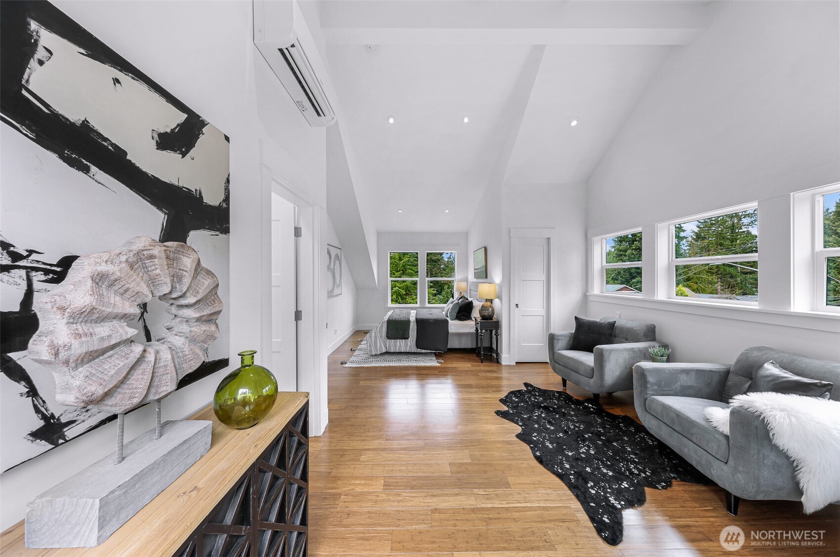 13726 Densmore Avenue N