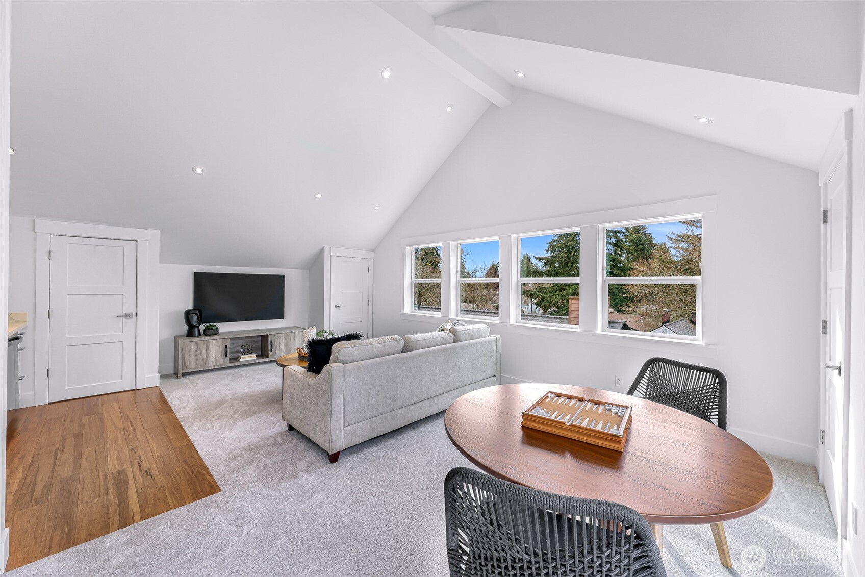 13726 Densmore Avenue N