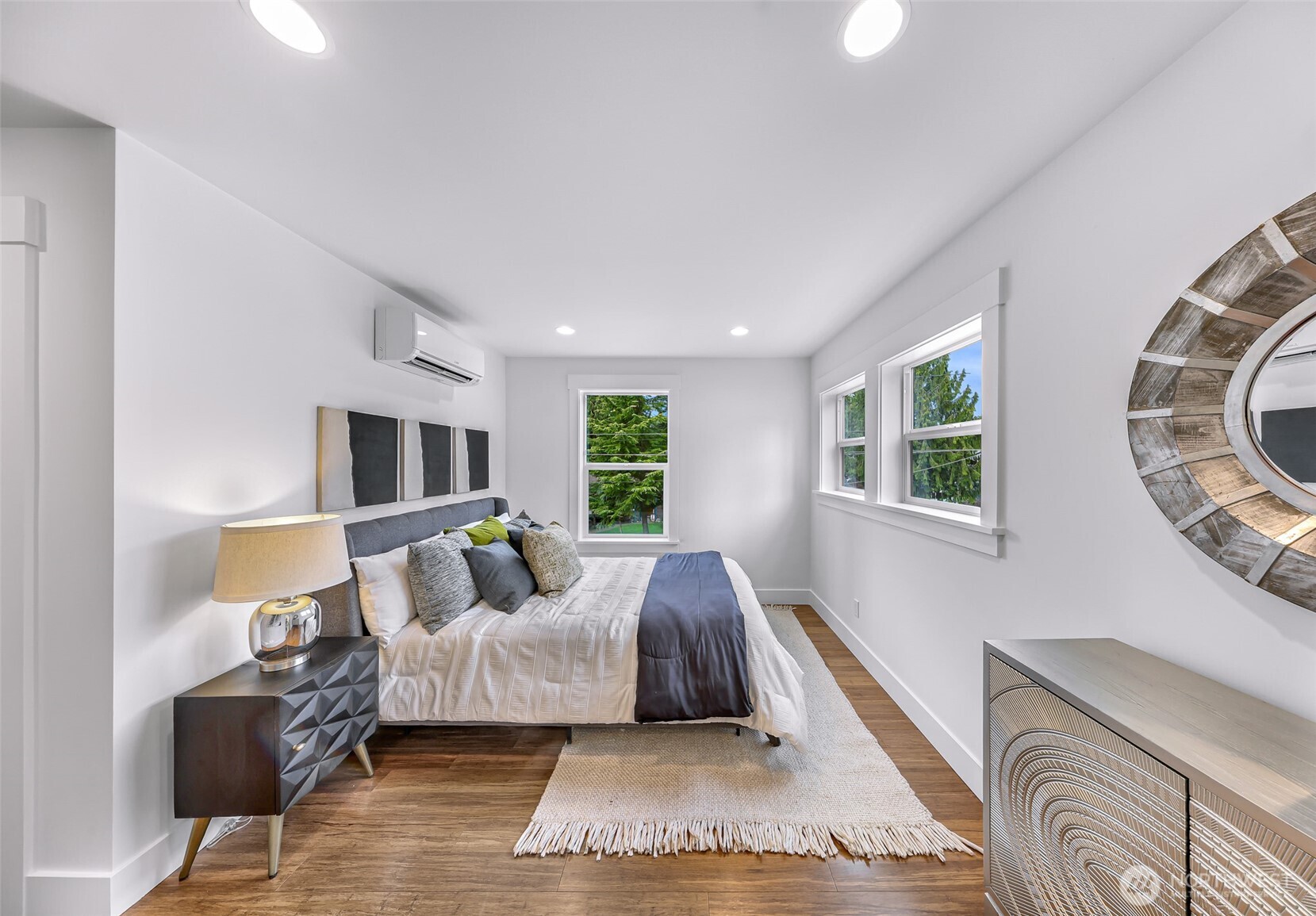 13726 Densmore Avenue N