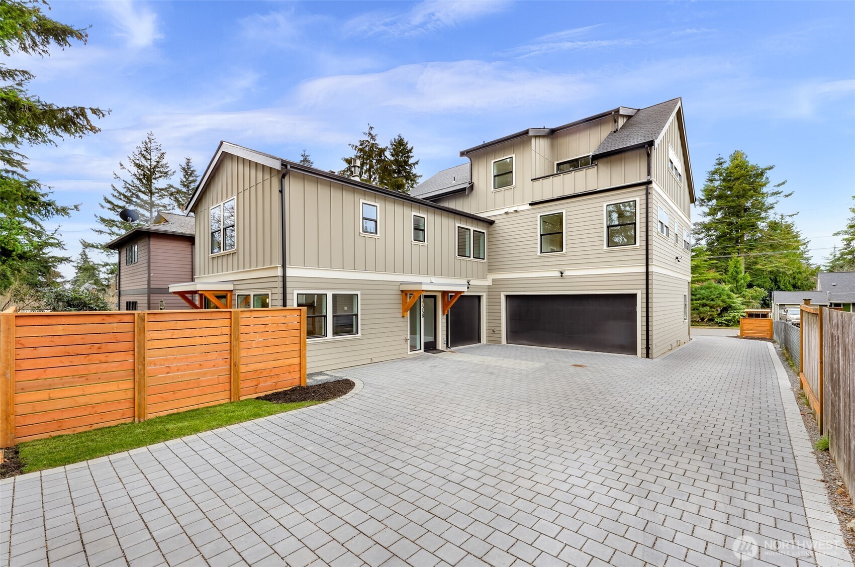 13726 Densmore Avenue N