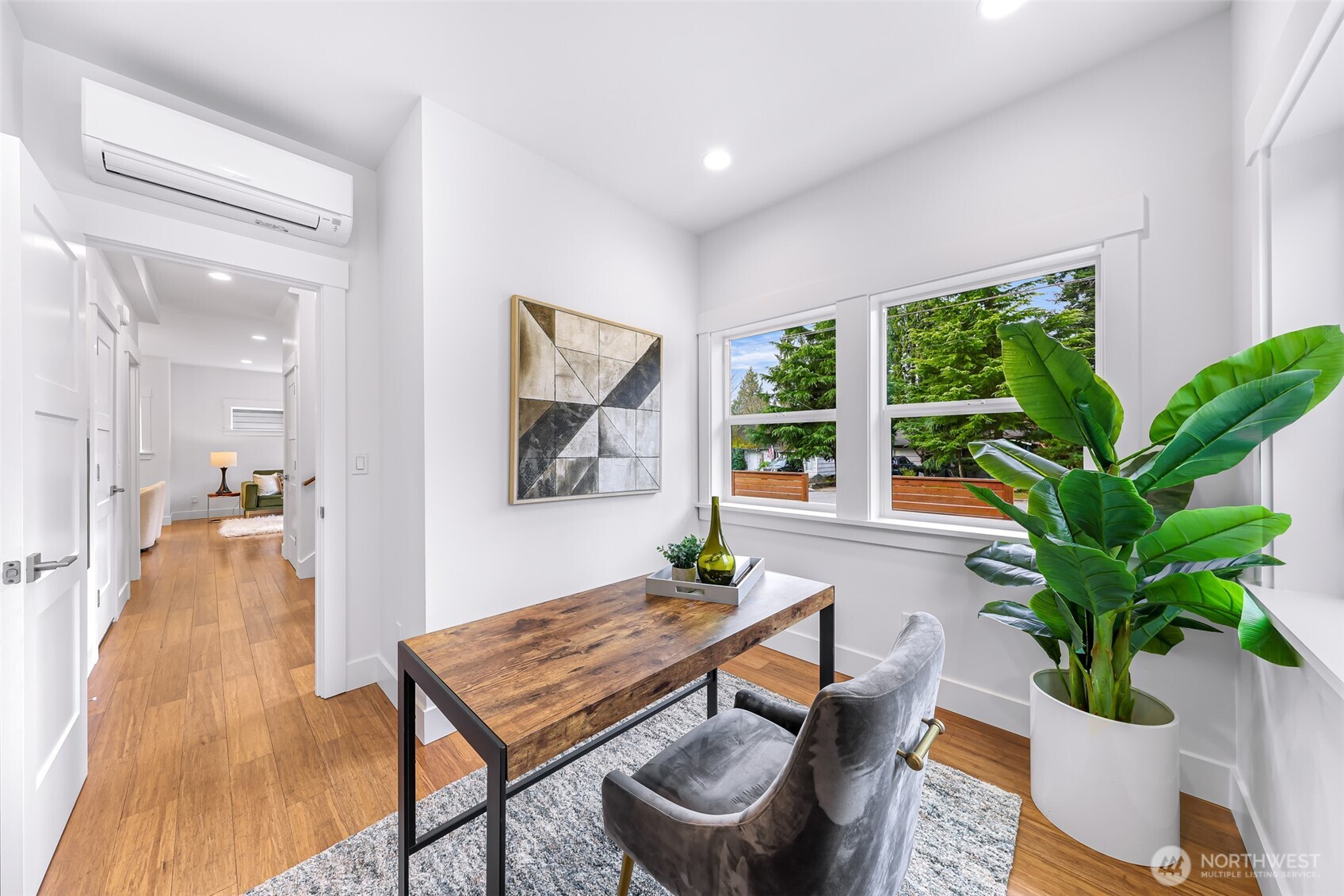 13726 Densmore Avenue N