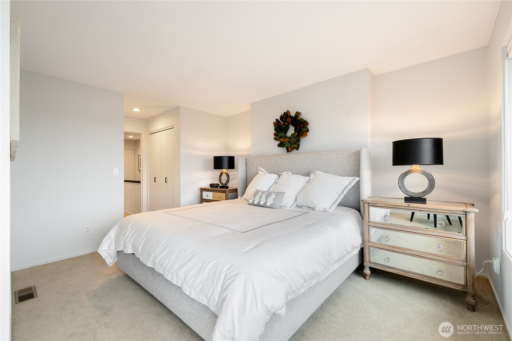 2410 Aurora Avenue N Unit: 107