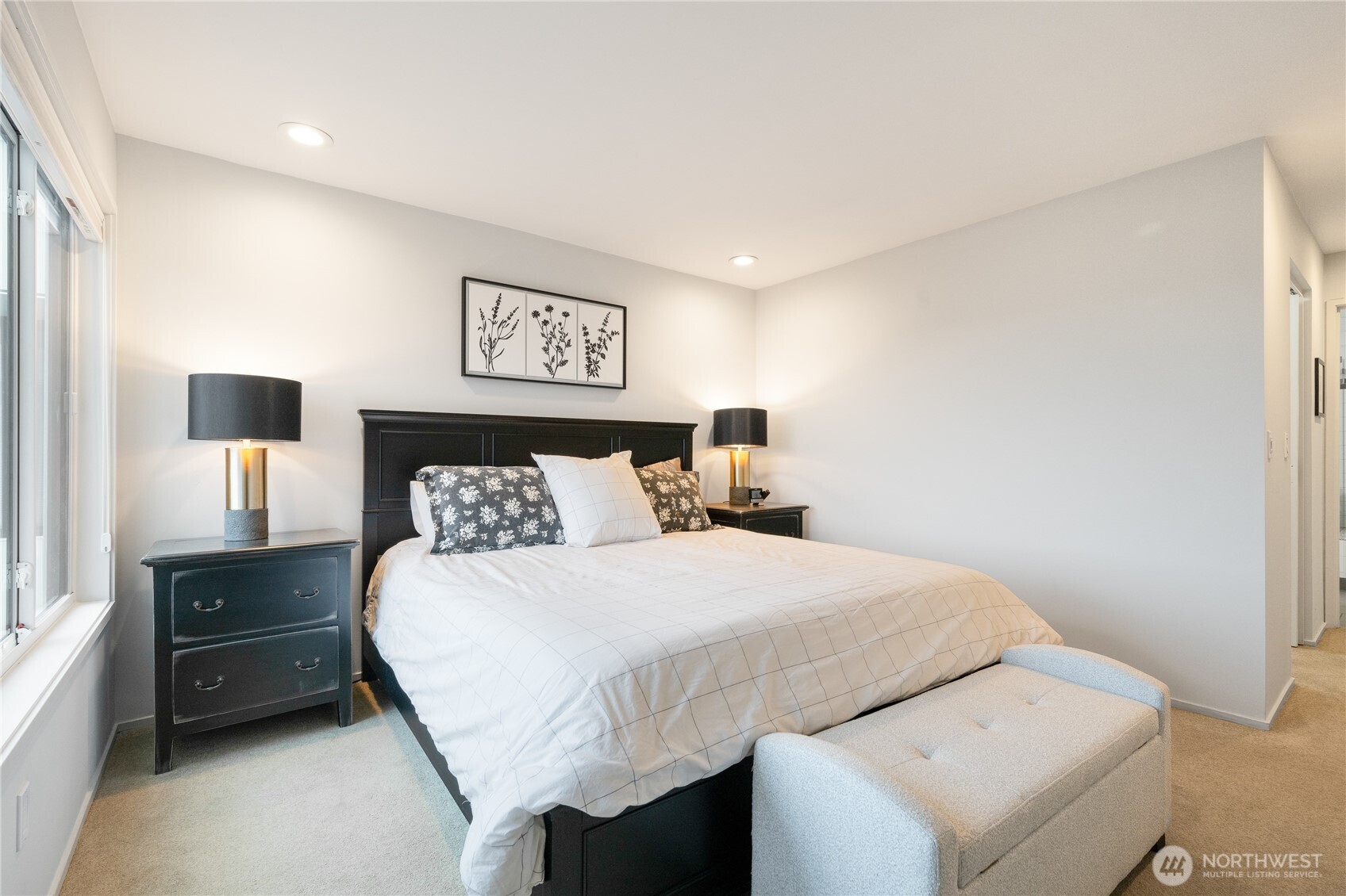 2410 Aurora Avenue N Unit: 107