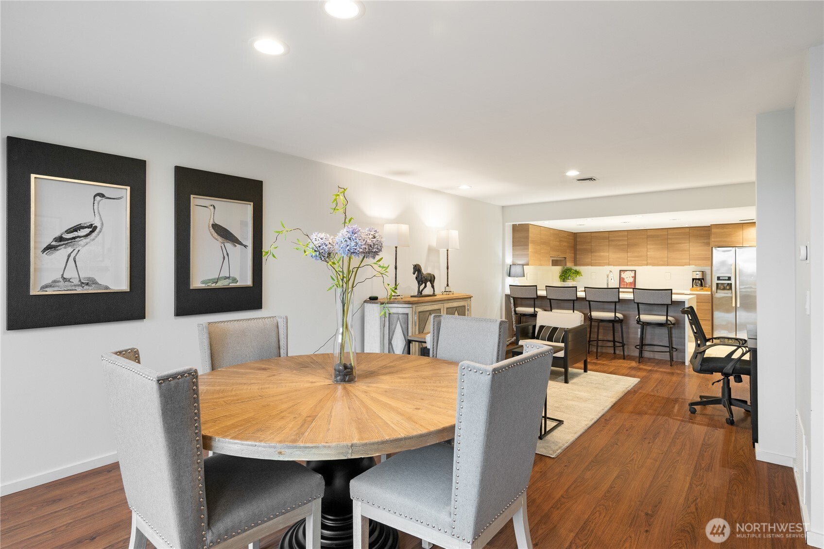 2410 Aurora Avenue N Unit: 107