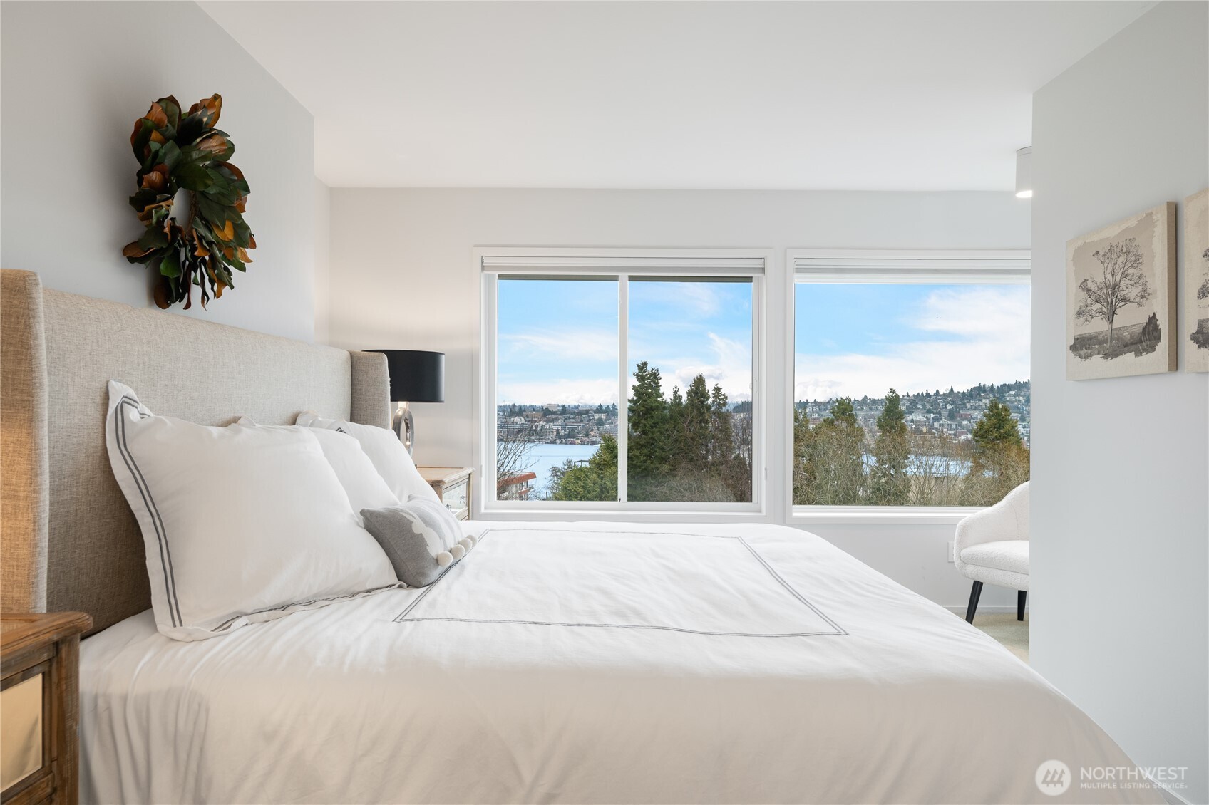 2410 Aurora Avenue N Unit: 107