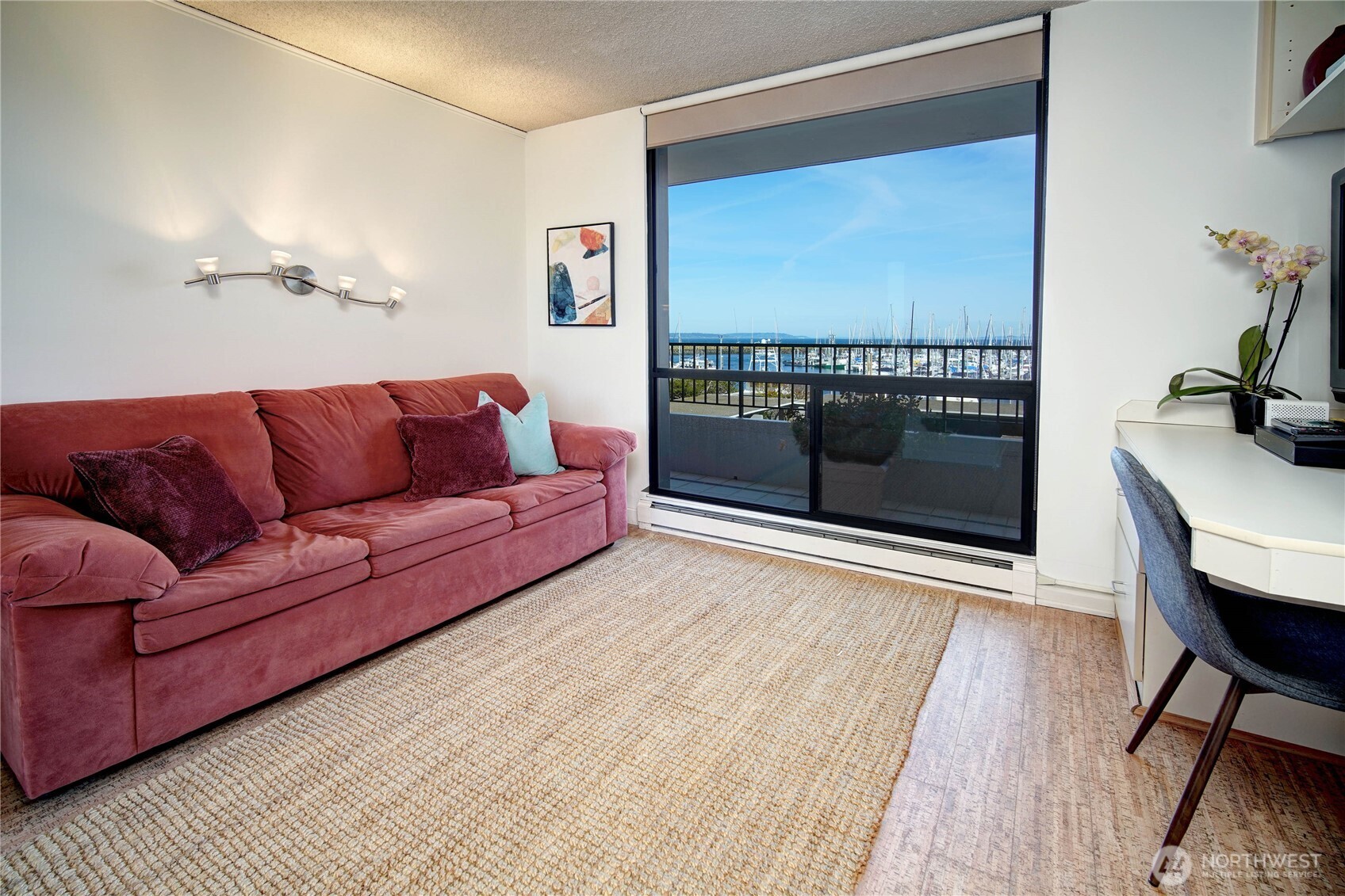 6533 Seaview Avenue NW Unit: A305