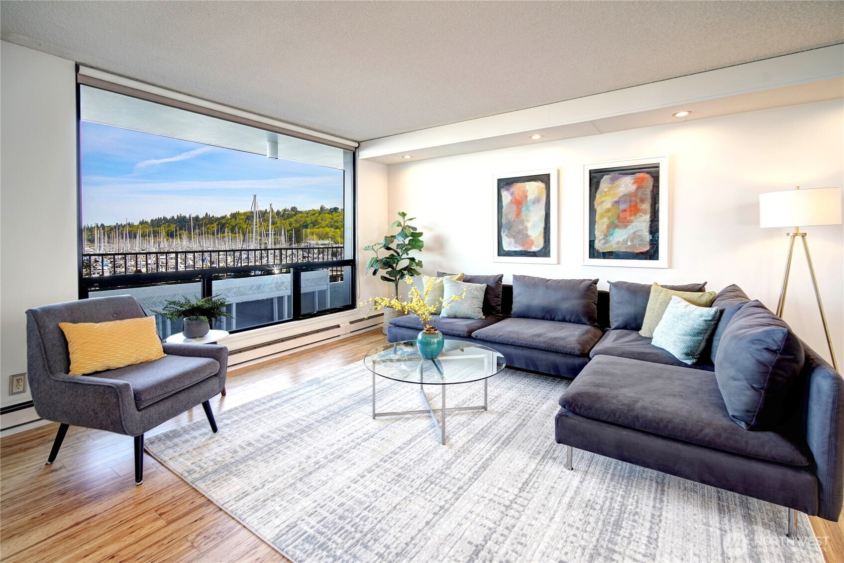 6533 Seaview Avenue NW Unit: A305