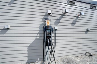 6533 Seaview Avenue NW Unit: A305