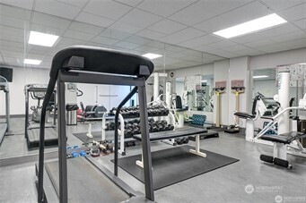 6533 Seaview Avenue NW Unit: A305