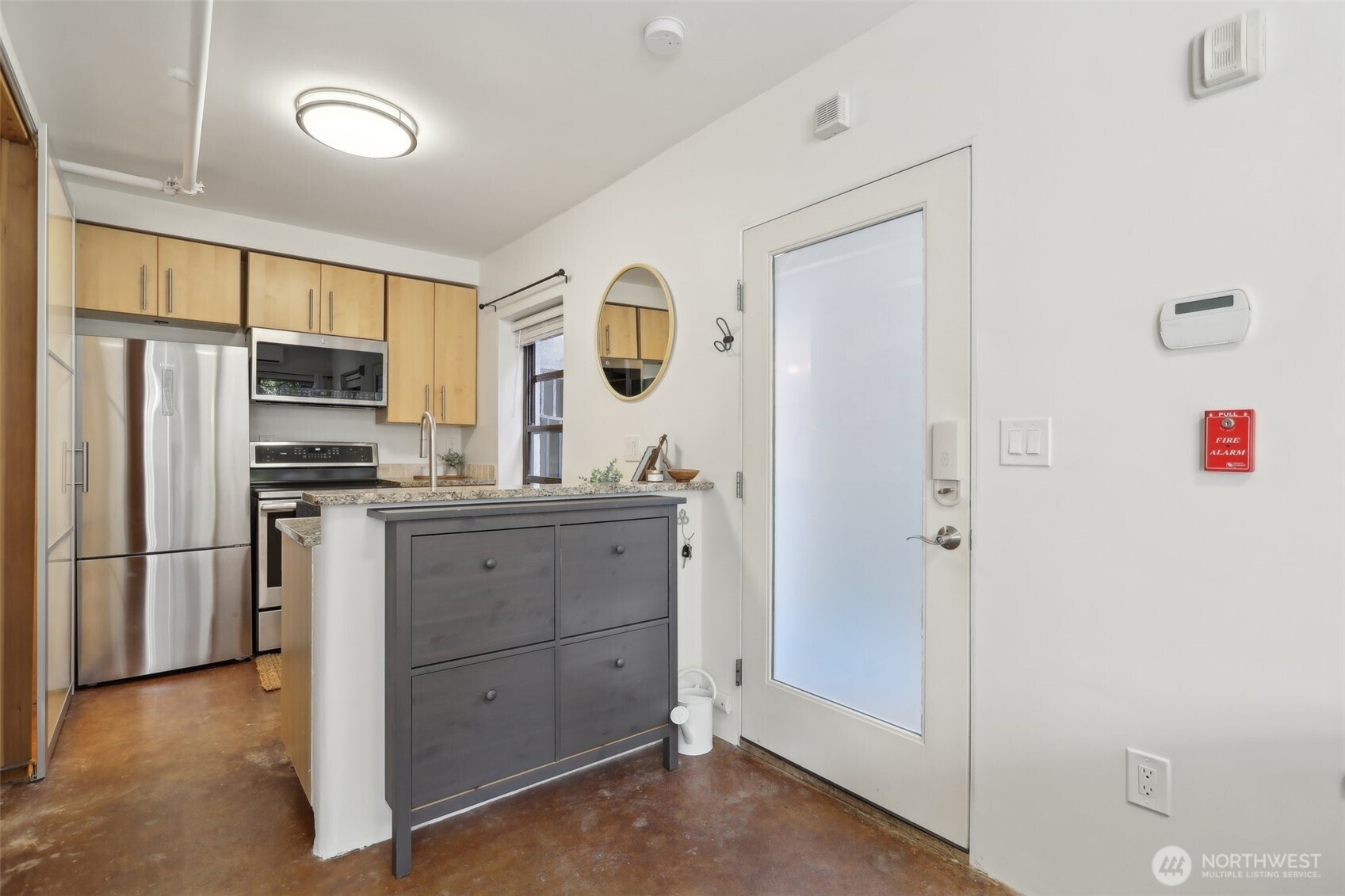 1122 Broadway E Unit: 101