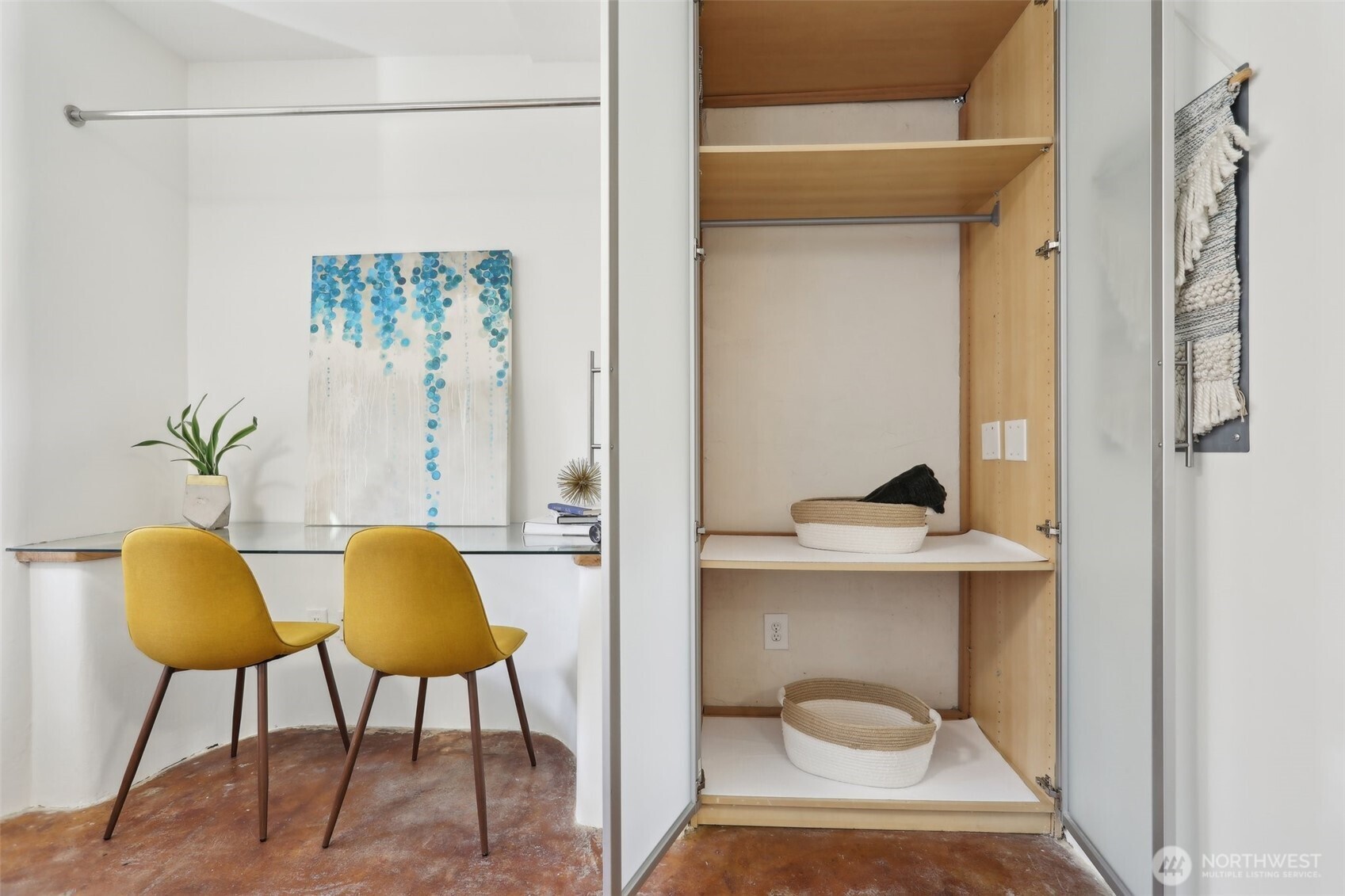 1122 Broadway E Unit: 101