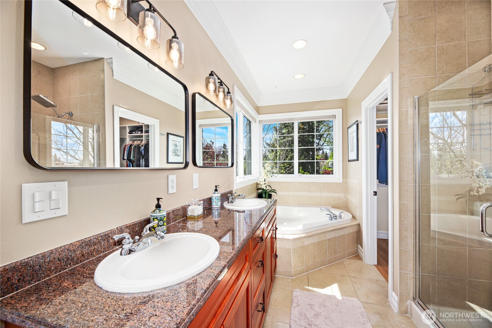 10250 37th Avenue SW