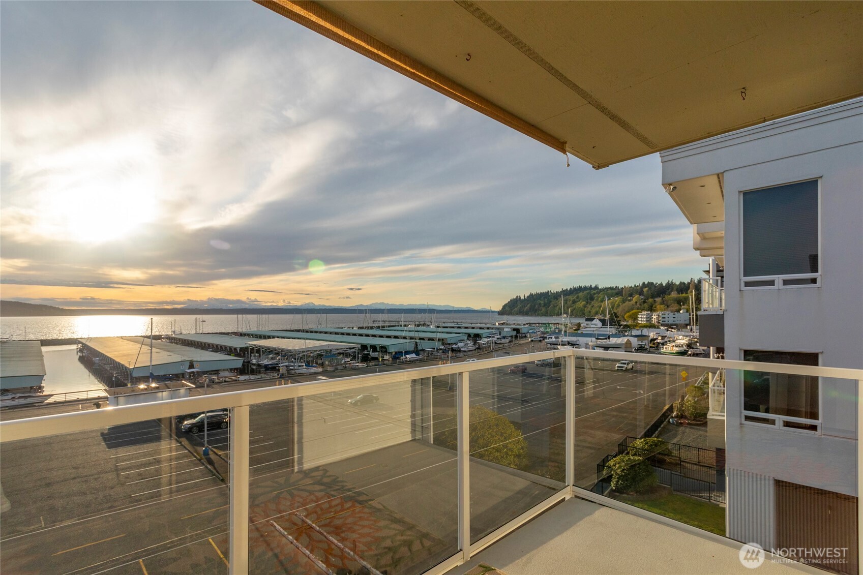 22609 6th Avenue S Unit: 303