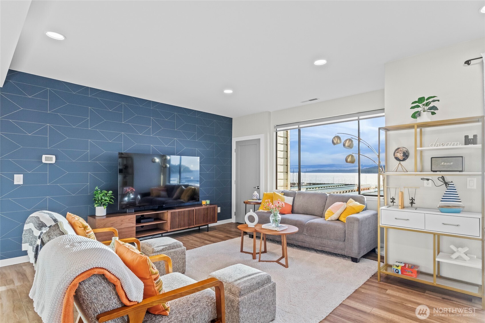 22609 6th Avenue S Unit: 303