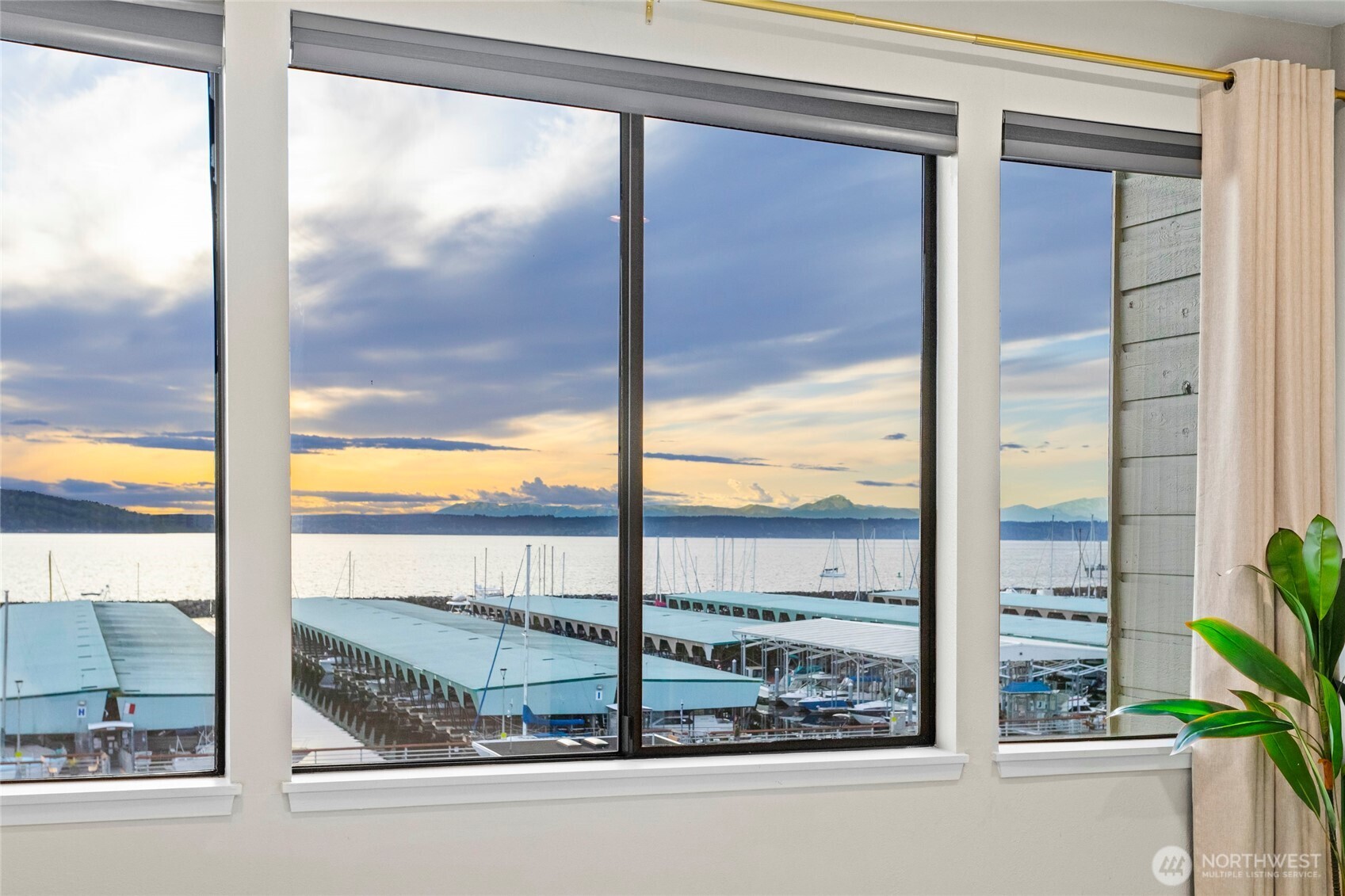 22609 6th Avenue S Unit: 303