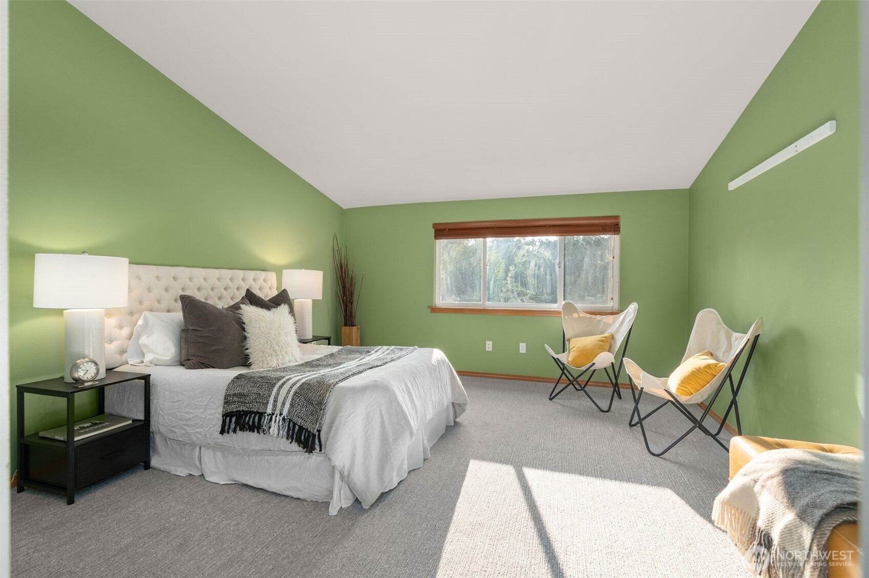 13709 Greenwood Avenue N