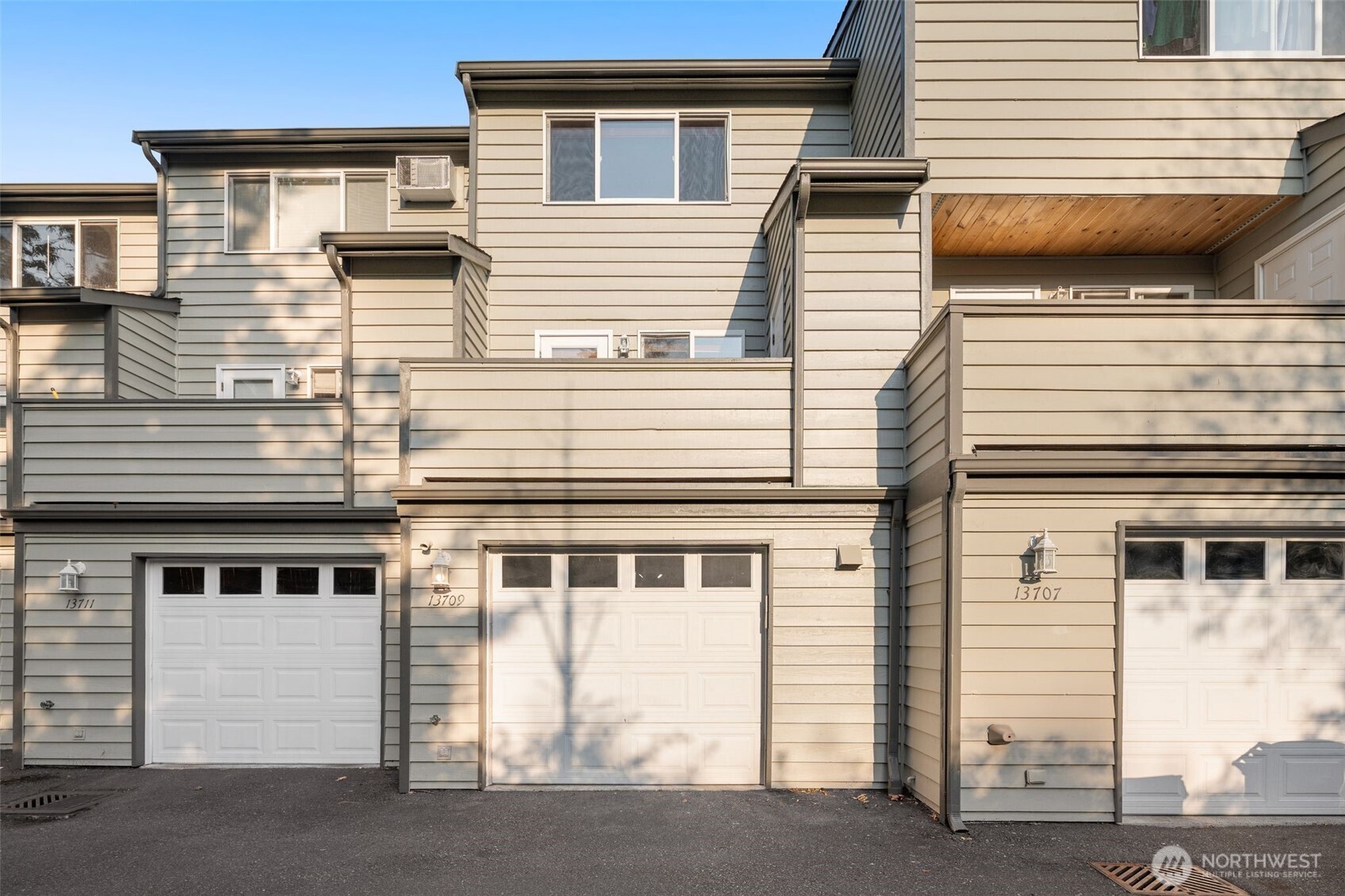 13709 Greenwood Avenue N