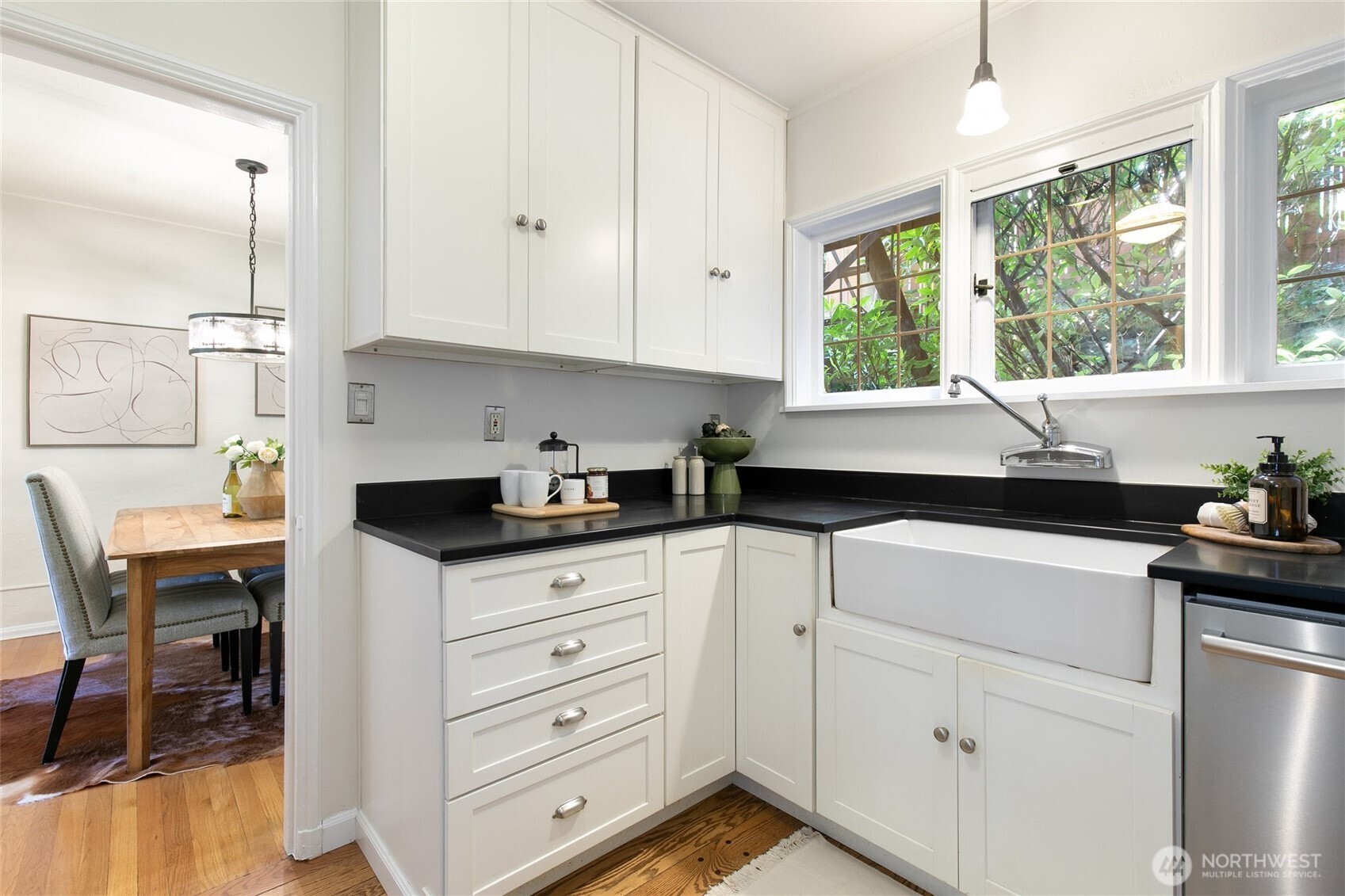 750 Belmont Avenue E Unit: 3