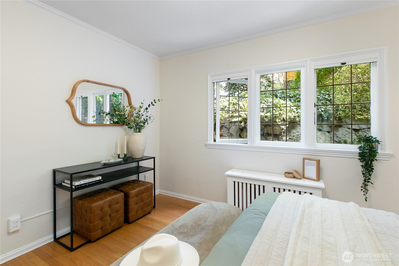 750 Belmont Avenue E Unit: 3