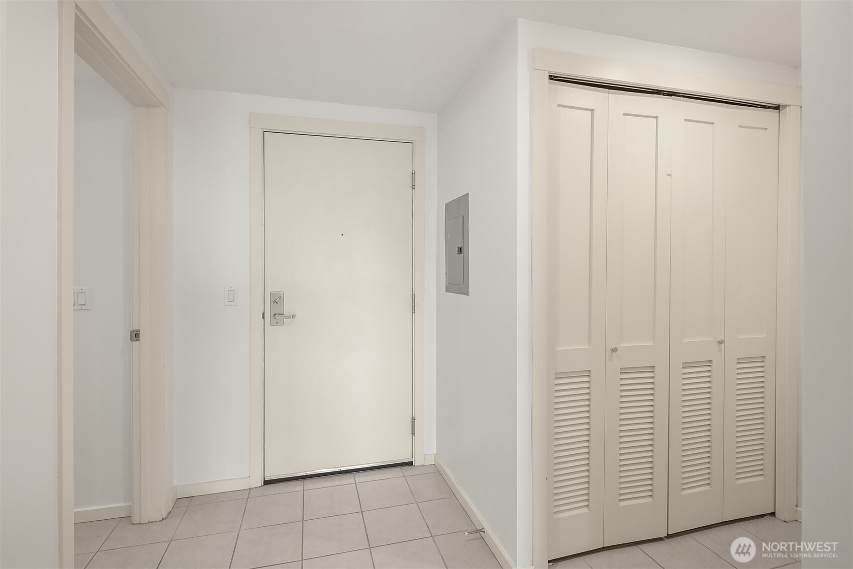 76 Cedar Street Unit: 1203