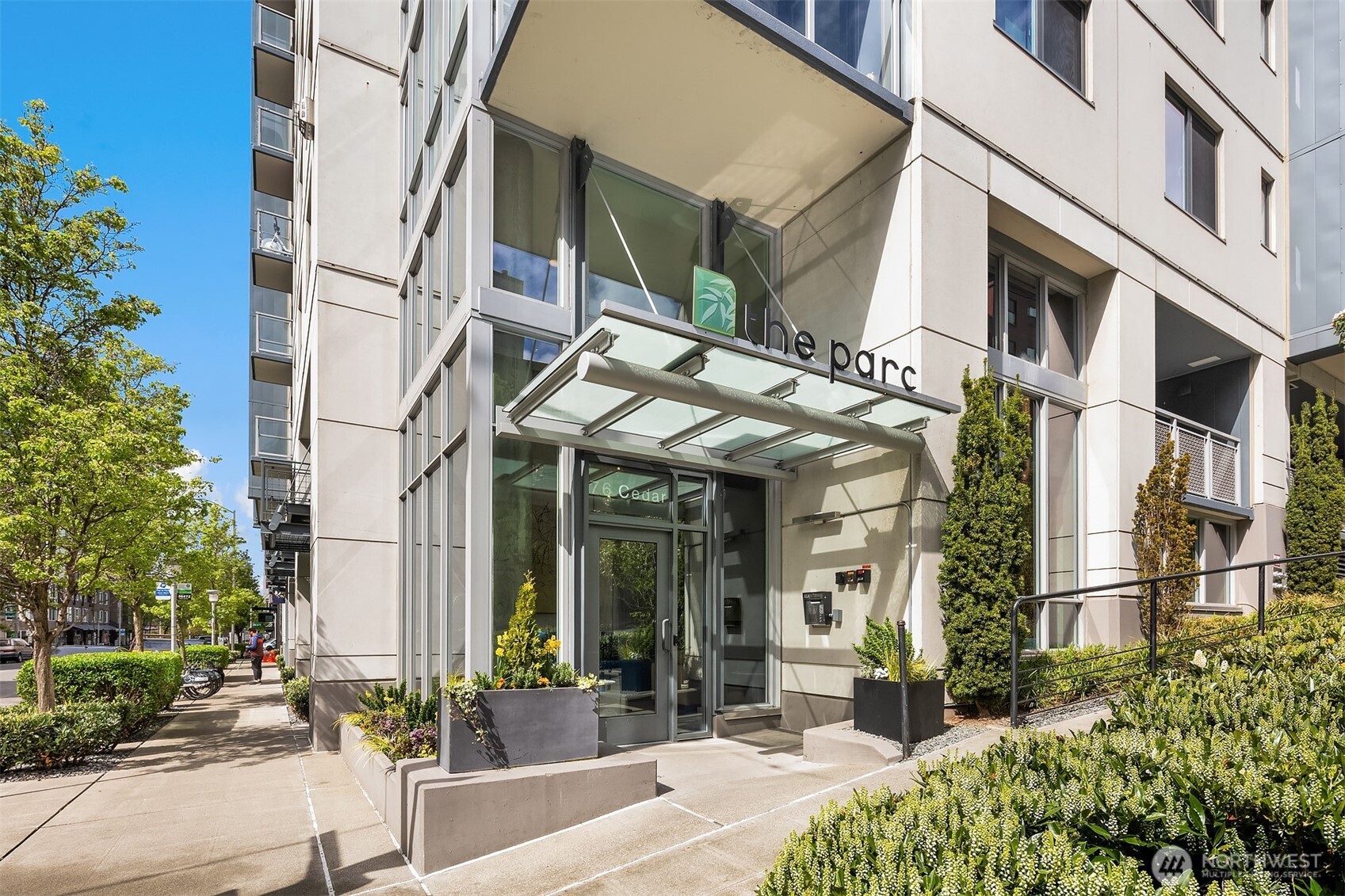 76 Cedar Street Unit: 1203