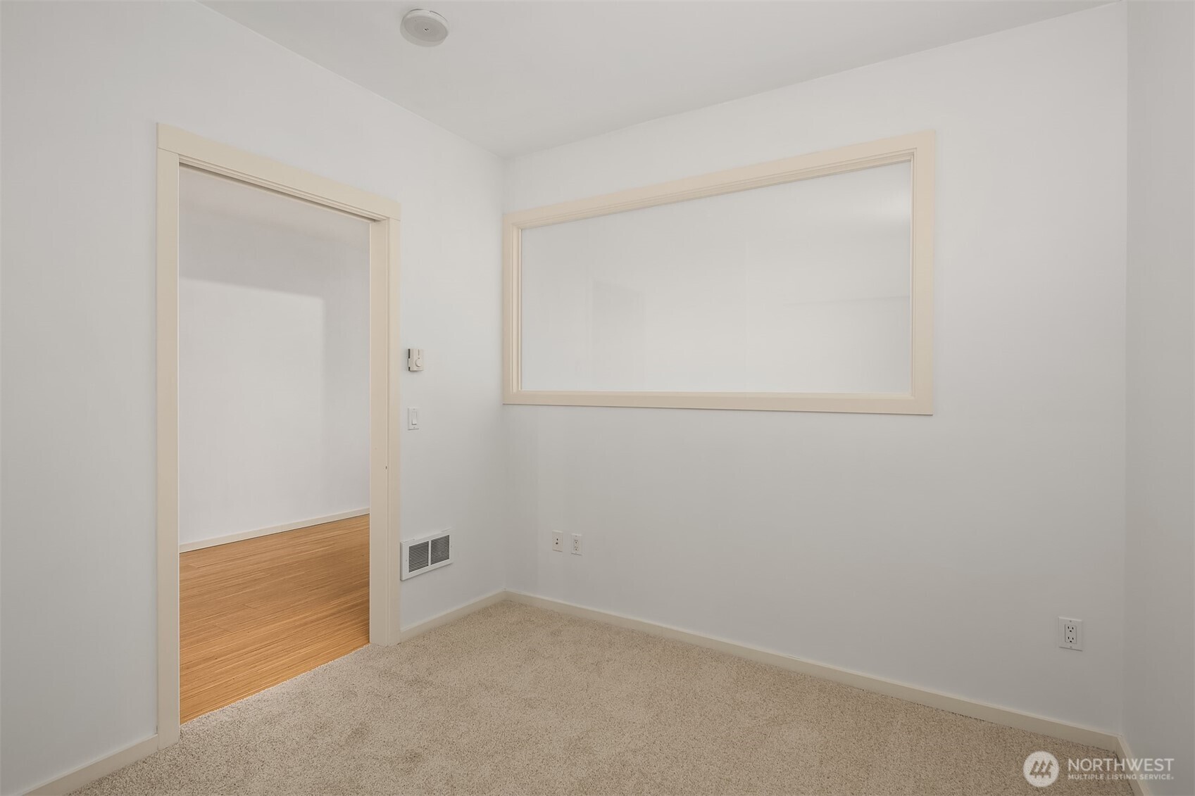 76 Cedar Street Unit: 1203
