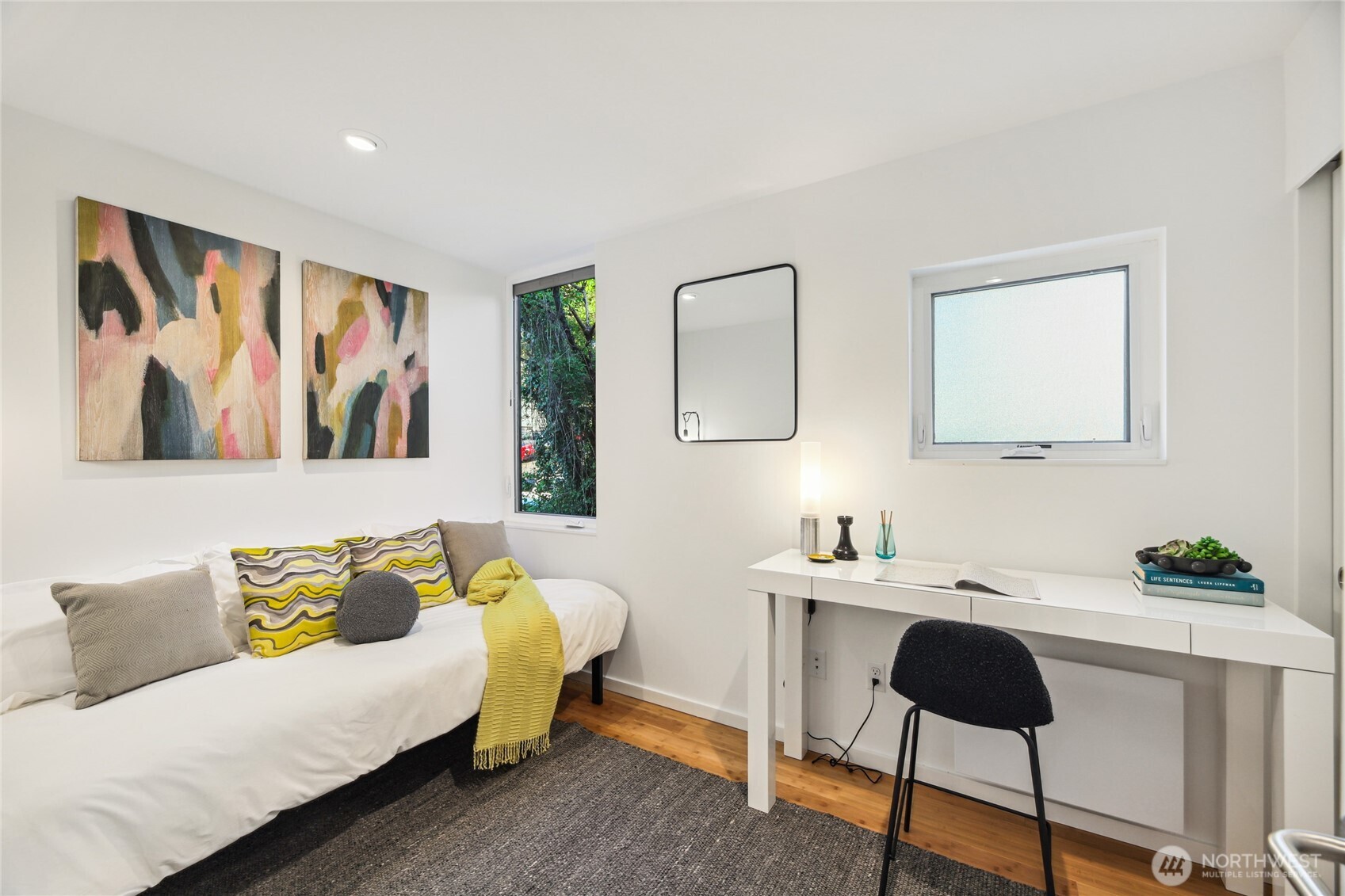 115 E Allison Street