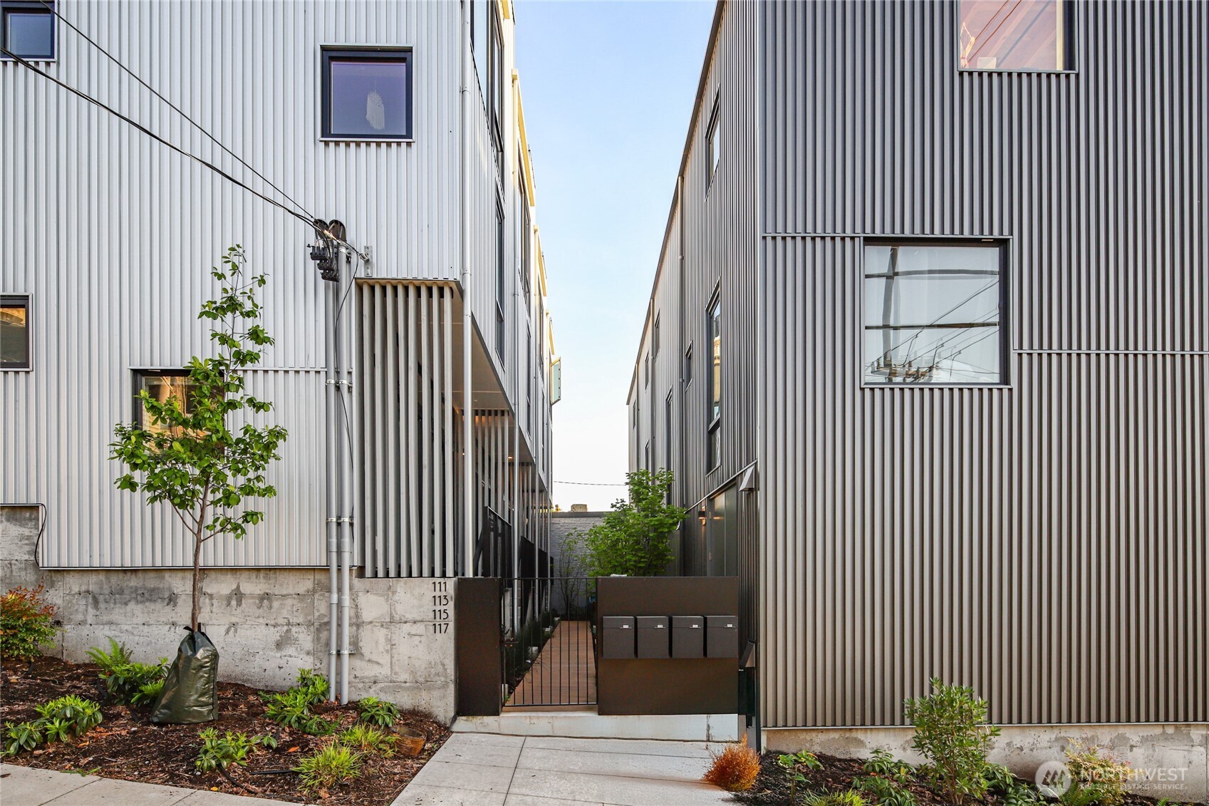 115 E Allison Street