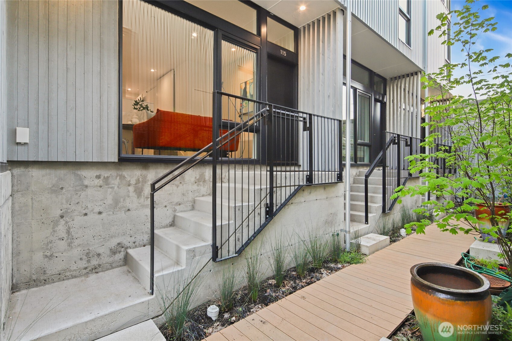 115 E Allison Street