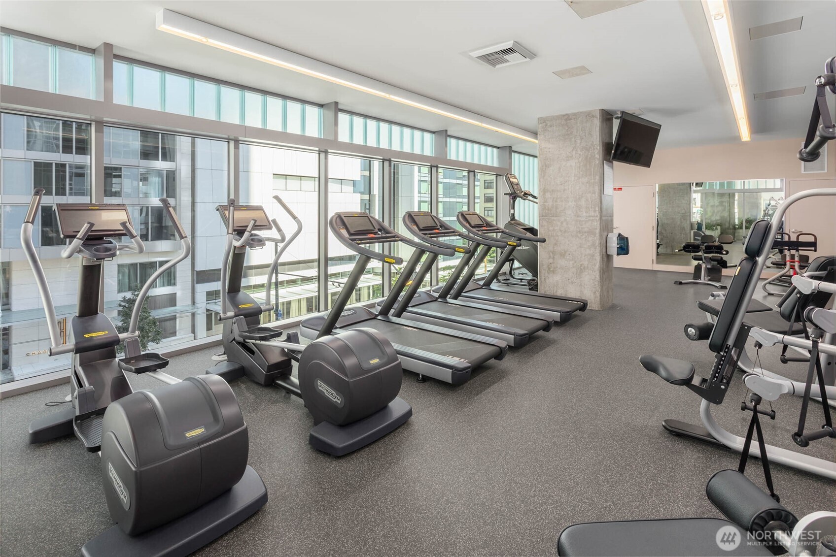 121 Stewart Street Unit: 2807