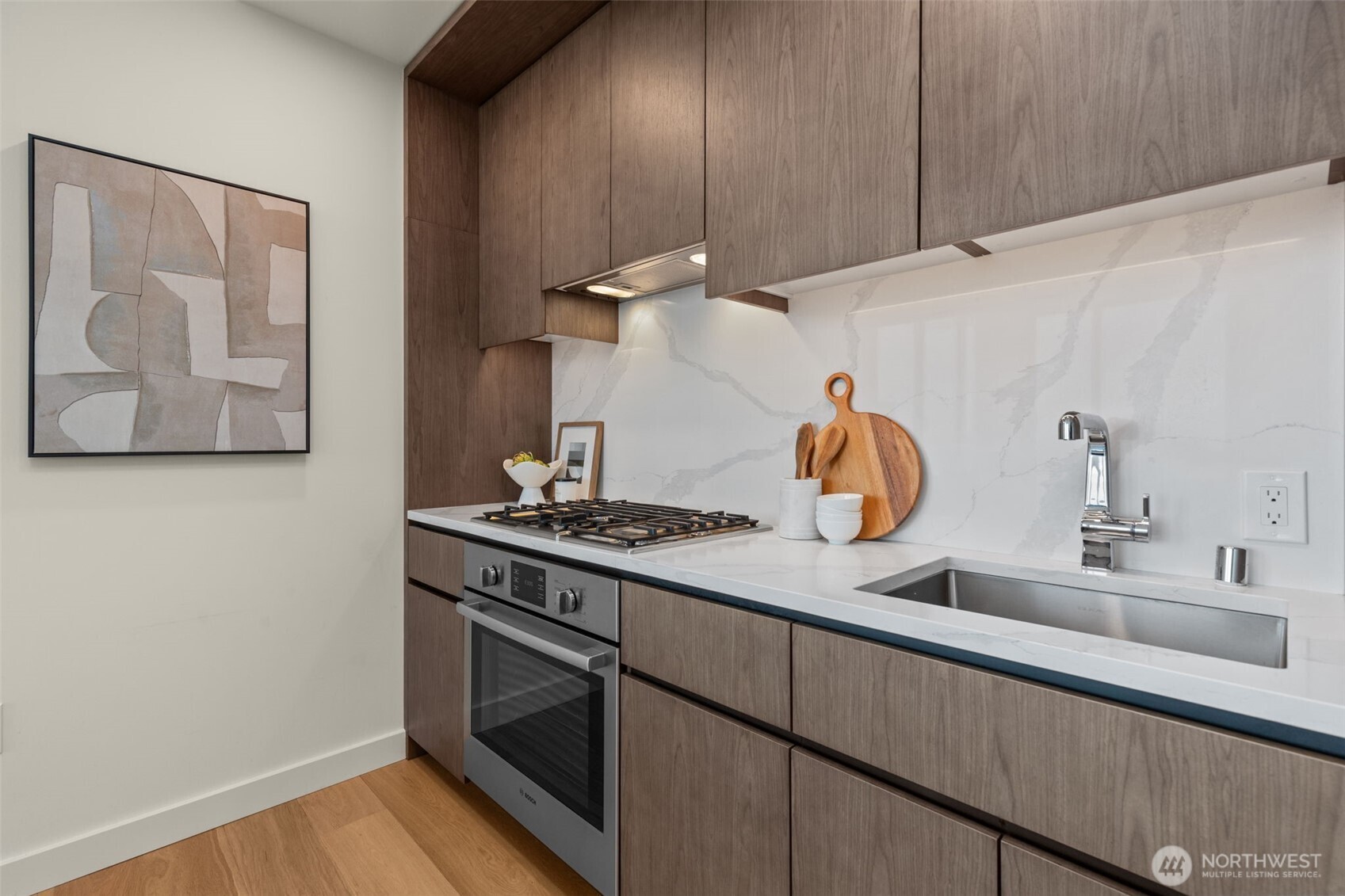 121 Stewart Street Unit: 2807