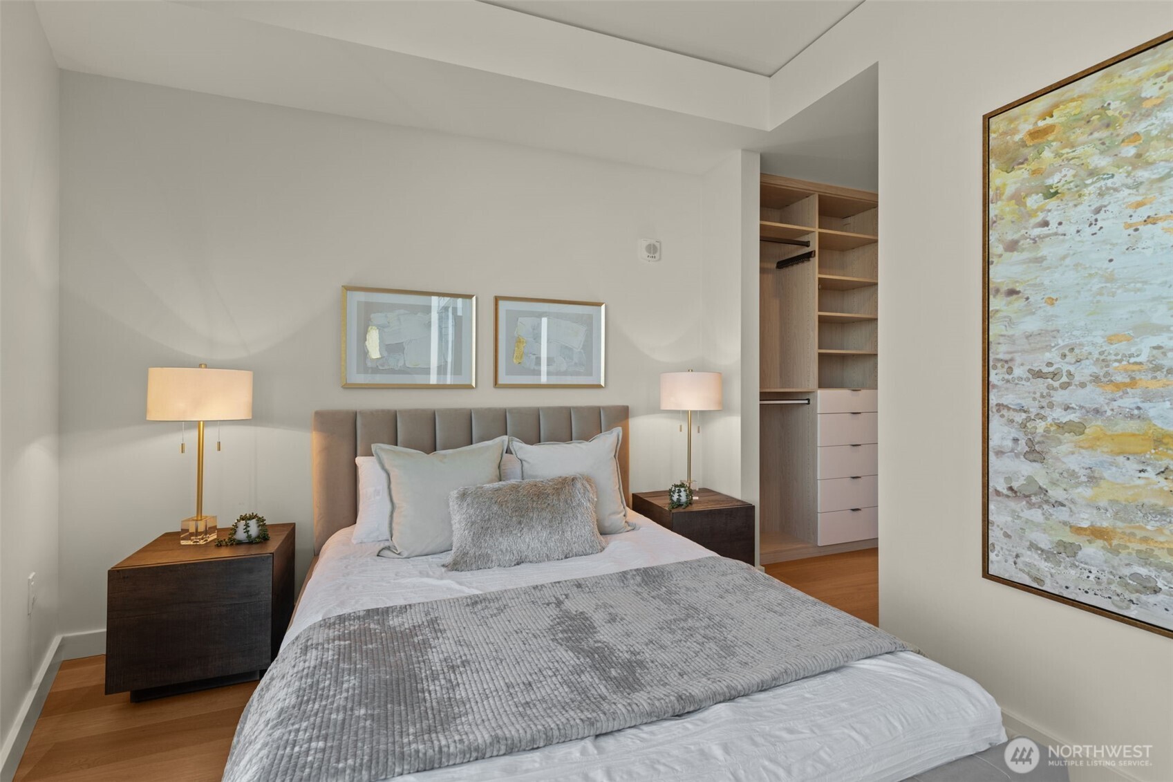 121 Stewart Street Unit: 2807