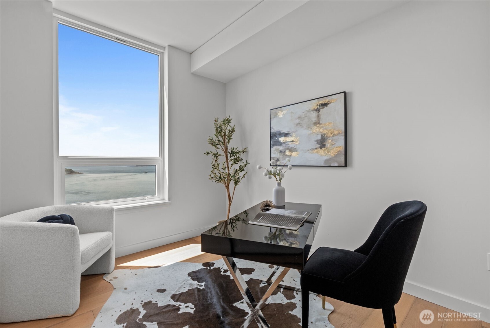 121 Stewart Street Unit: 2807