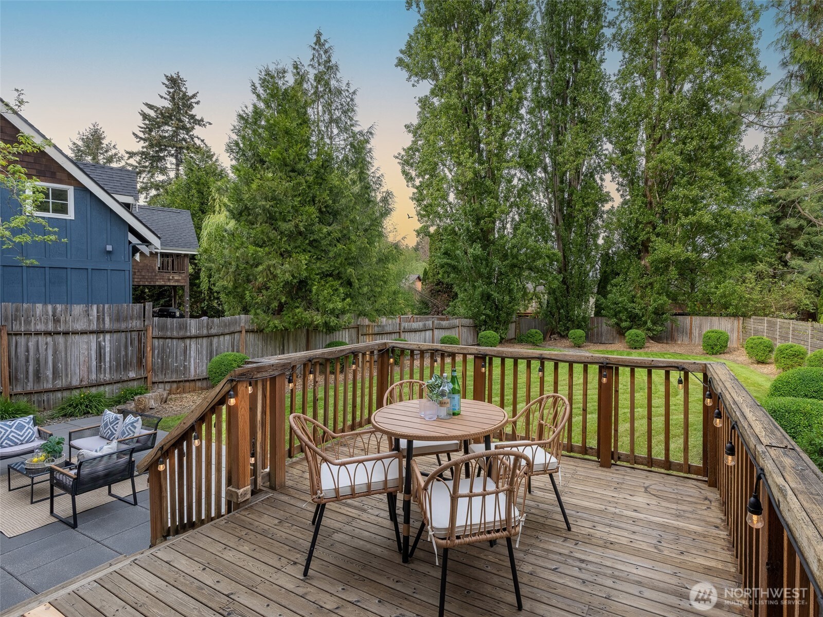 9122 Matthews Avenue NE