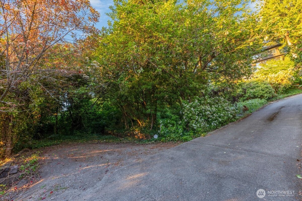 16015 Inglewood Road NE