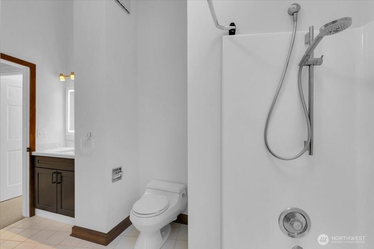 16015 Inglewood Road NE