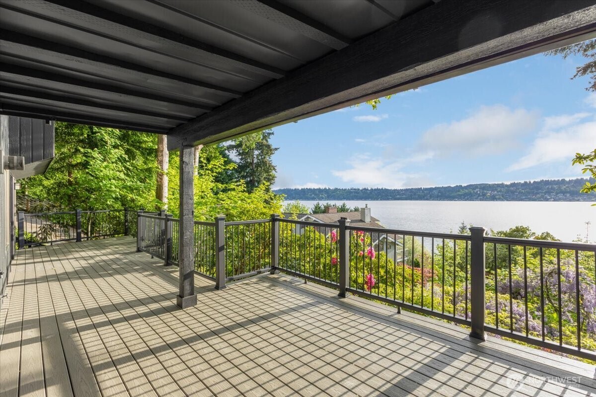 16015 Inglewood Road NE