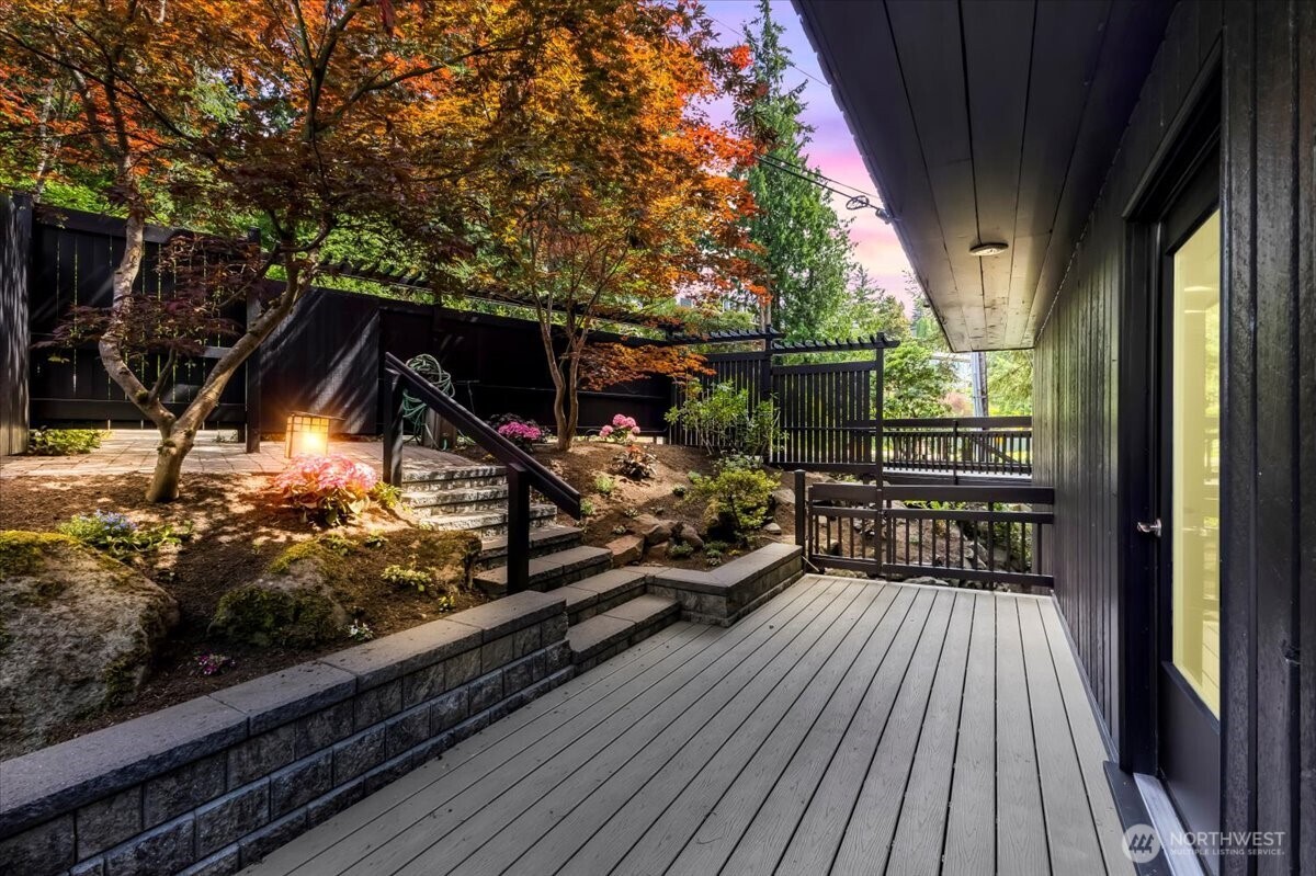 16015 Inglewood Road NE