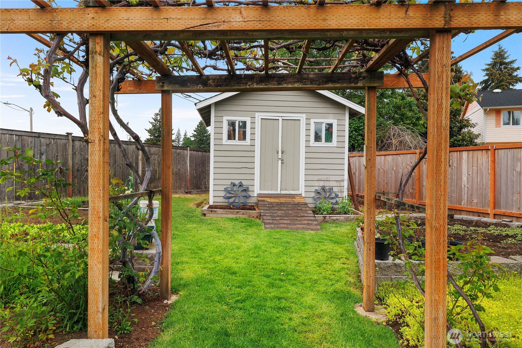 8004 Mountain Aire Court SE