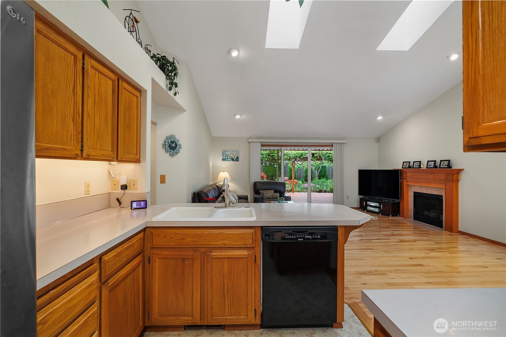 8004 Mountain Aire Court SE