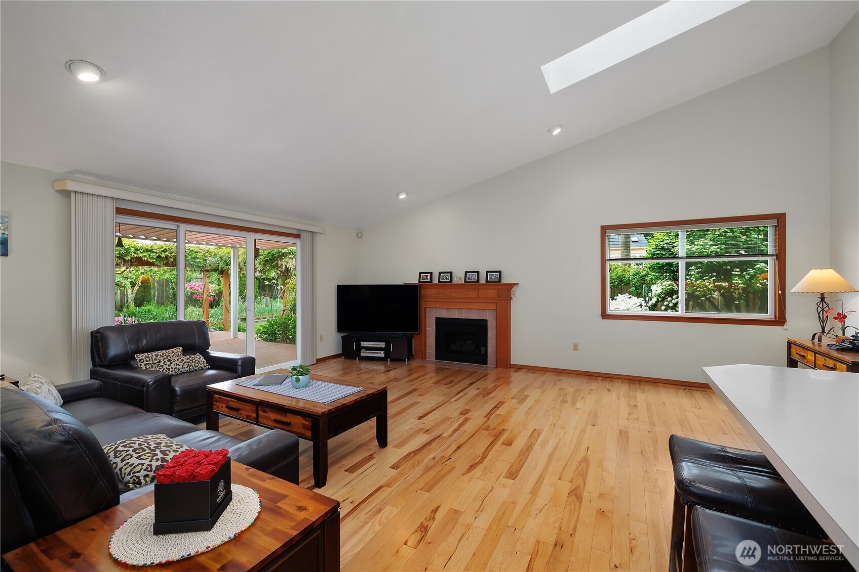 8004 Mountain Aire Court SE