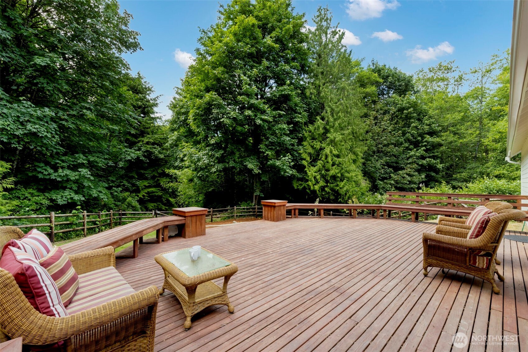 31199 Laughing Dog Avenue NE