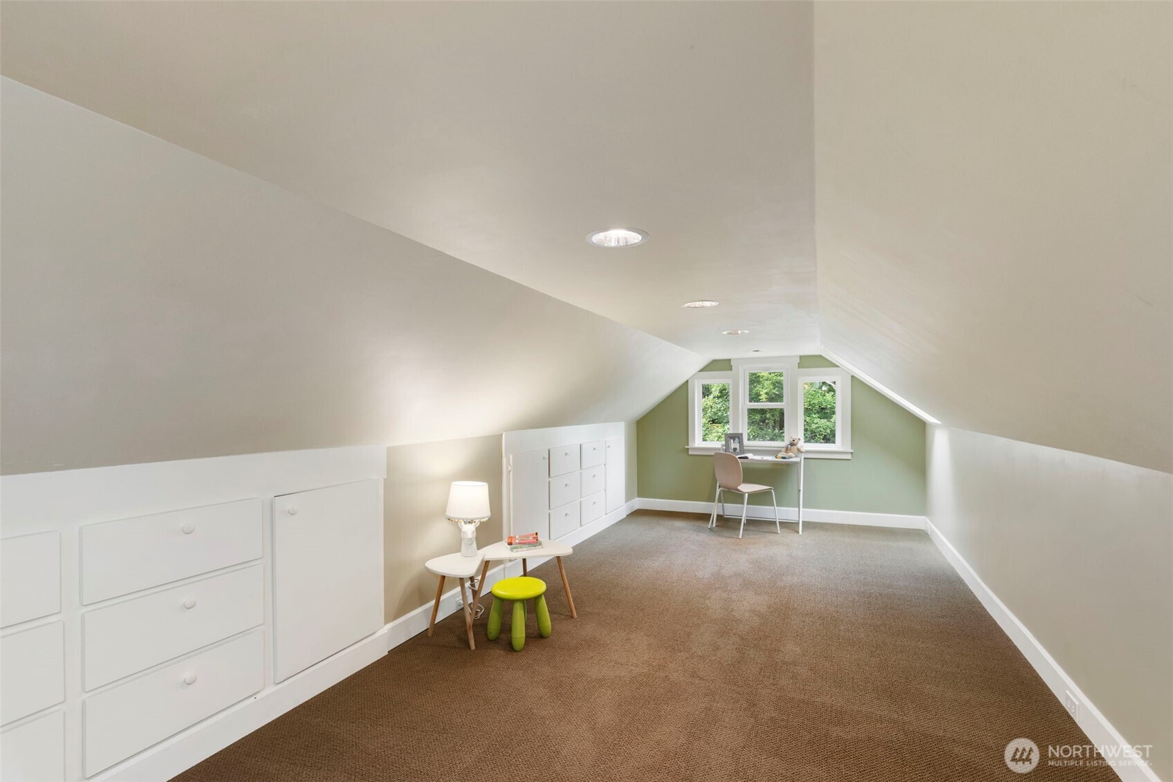 31199 Laughing Dog Avenue NE