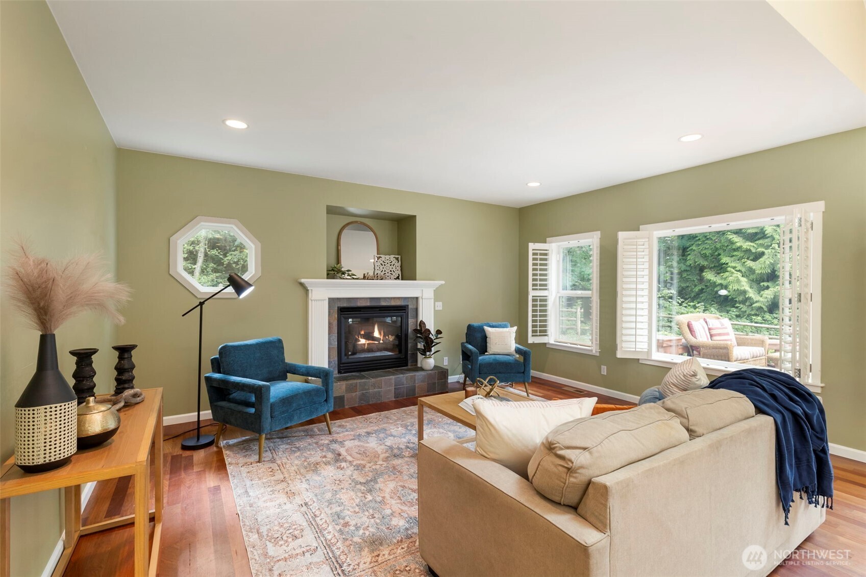 31199 Laughing Dog Avenue NE