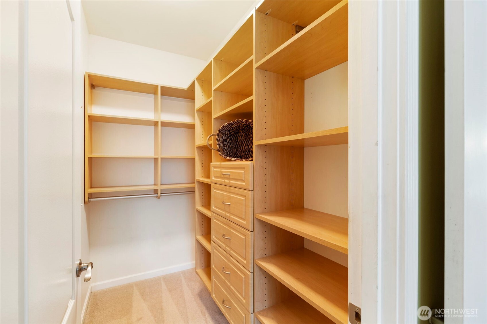 31199 Laughing Dog Avenue NE